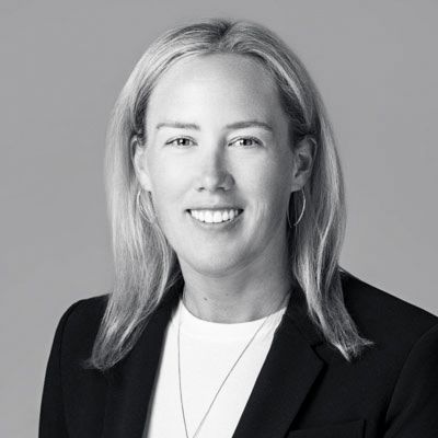 Buhr_Caroline-001-400x400-BW (1)